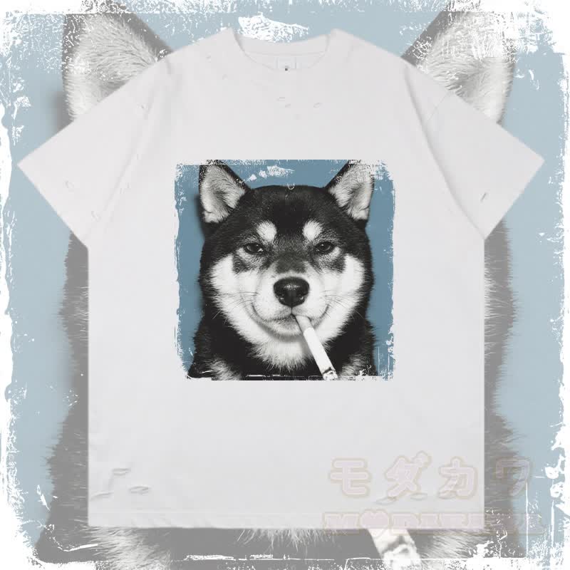 MODAKAWA Smoking Dog Grafik Zerrissenes T-Shirt - Weiß - 2XL - image 2