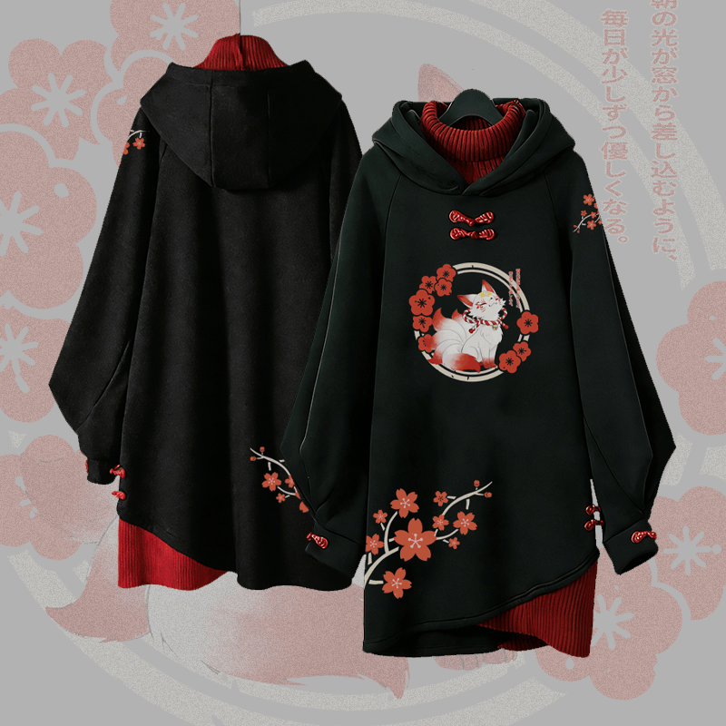 Vintage Kapuzenpulloverkleid mit Kirschblüten- und neunschwänzigem Fuchsmotiv und Schnalle - image 1