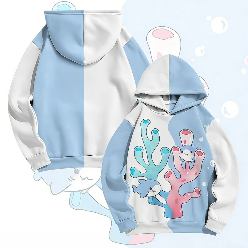 MODAKAWA Pullover-Hoodie mit Hai-Motiv, das zwischen Korallen schwimmt (Allover-Print) - White&Blue - 6XL - image 2