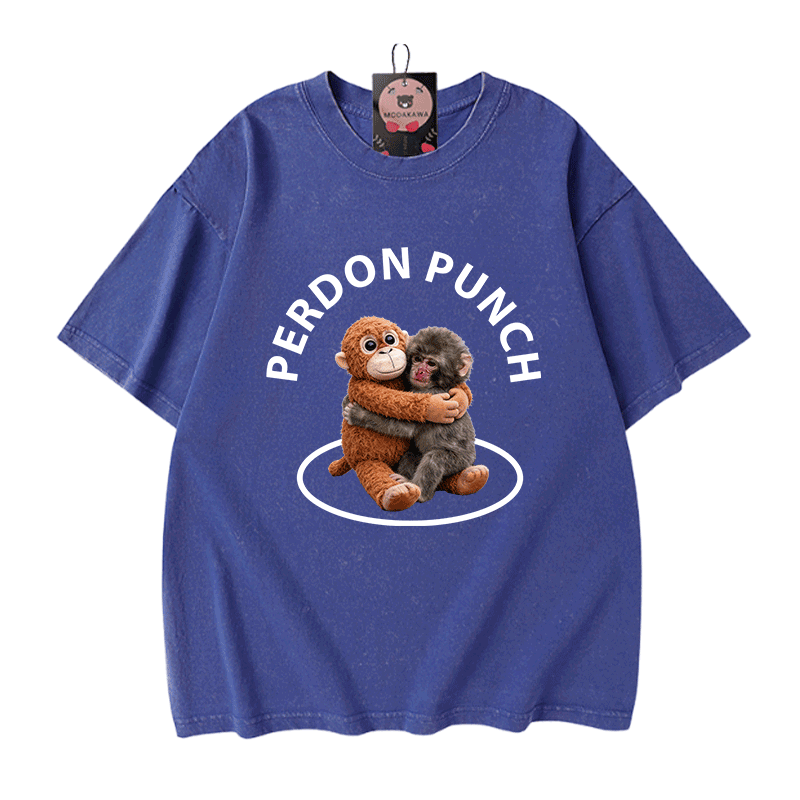 PERDON PUNCH Umarmungsaffen-Grafik Modakawa Unisex Vintage Washed T-Shirt - Blue - 5XL - image 1