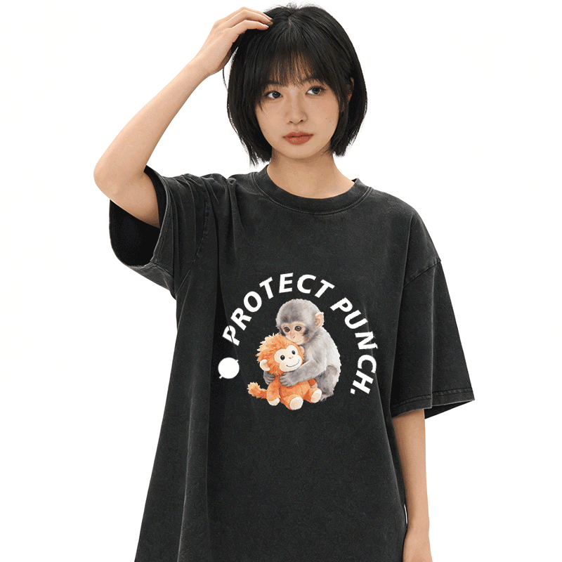 PROTECT PUNCH Umarmungsaffen-Grafik Modakawa Unisex Vintage Washed T-Shirt - image 2