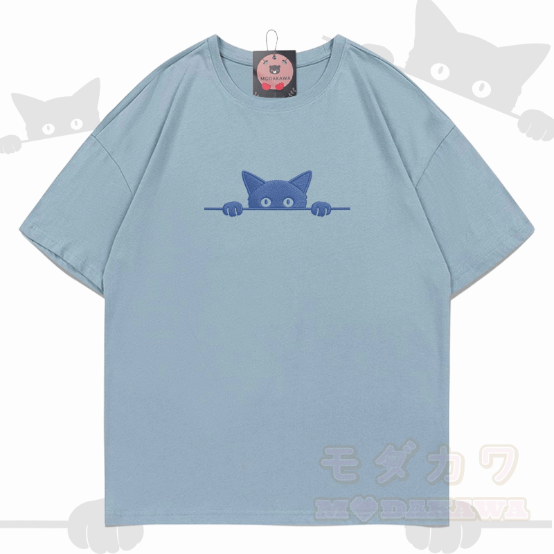 Modakawa Baumwoll-T-Shirt mit niedlicher Katzenstickerei - Staubiges Blau - 5XL - image 3