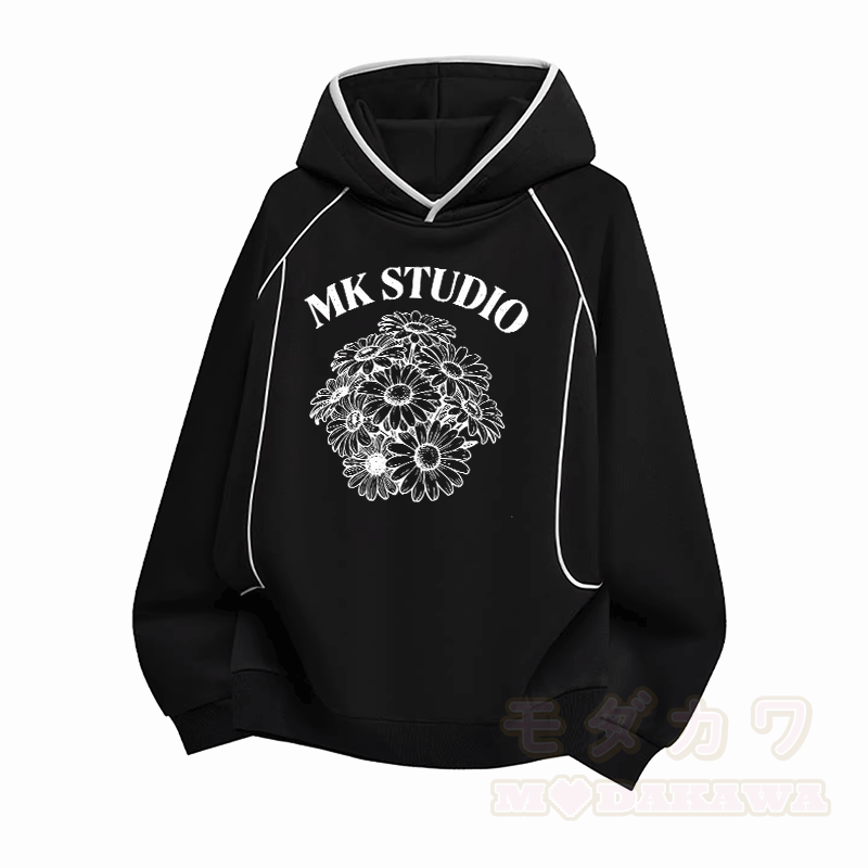 MK STUDIO Daisy Graphic Modakawa Raglan Sleeve Oversized Pullover Hoodie - Schwarz - 3XL - image 2
