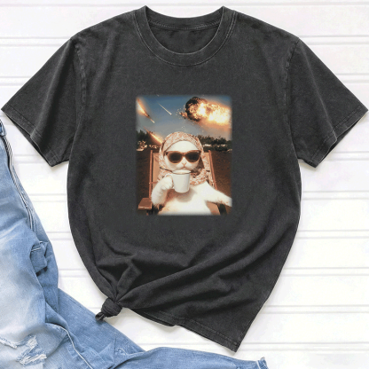 Modakawa Unisex Vintage Washed T-Shirt mit Katzenmotiv - image 1
