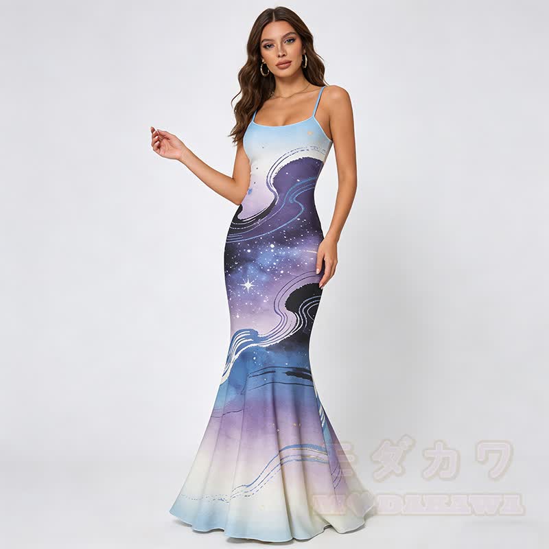 Maxikleid im Meerjungfrauenstil mit Galaxien-Grafik und Spaghettiträgern - Lila - 5XL - image 2