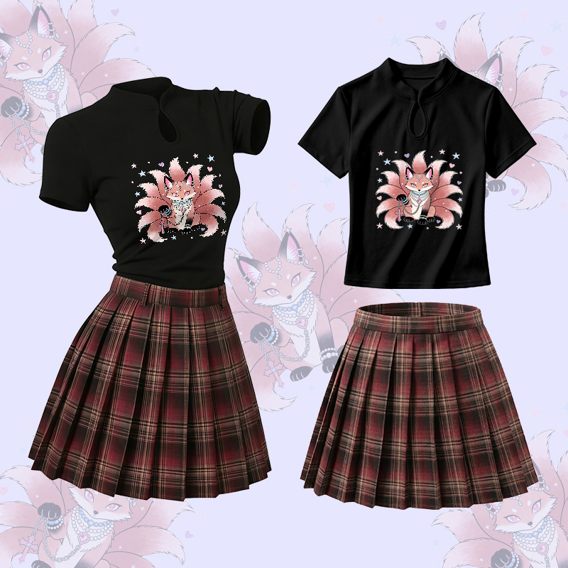 Zweiteiliges Set von Modakawa: T-Shirt mit neunschwänzigem Fuchs-Motiv, Vintage-Schnalle, karierter Rock - Set A - L - image 1