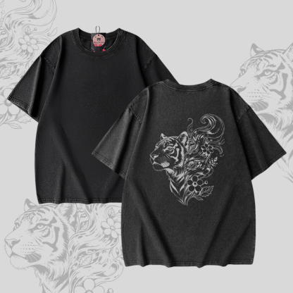 Modakawa Unisex Vintage Washed T-Shirt mit Tigerblumenmuster - Black - 5XL - image 1