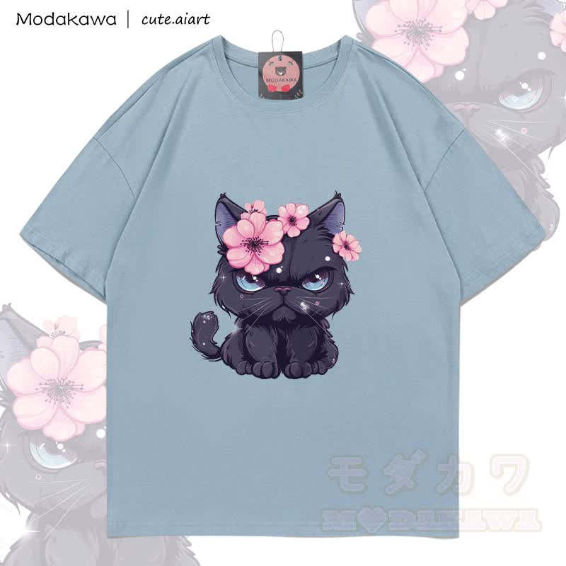 MODAKAWA X cute.aiart Schwarze Katze Grafik 100% Baumwolle T-Shirt - Hellgraublau - 5XL - image 2