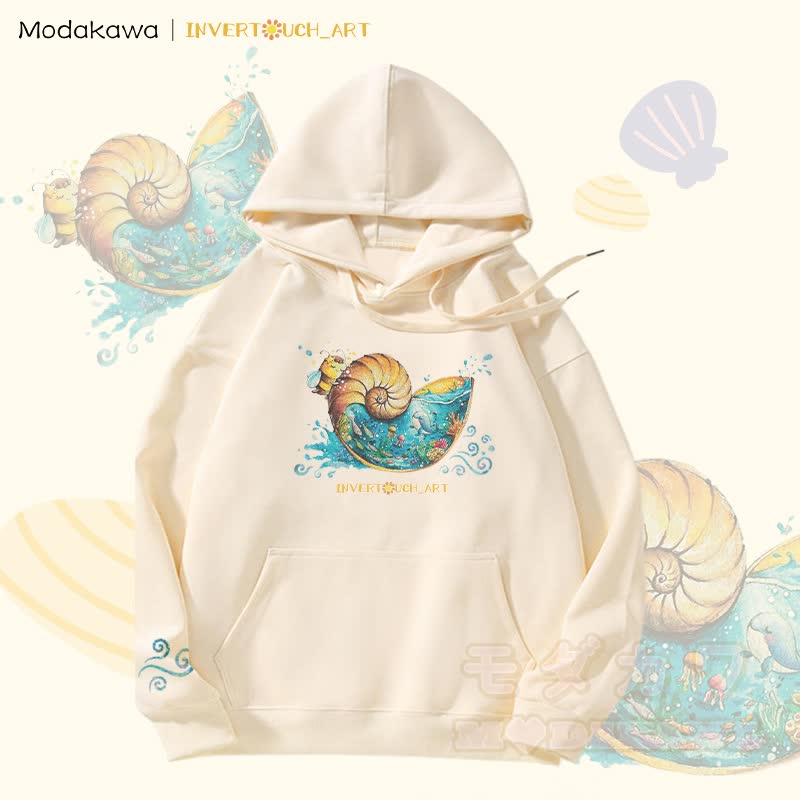 MODAKAWA X INVERTOUCH_ART Fleecegefütterter Hoodie mit Muschel- und Bienenmotiv - Aprikose - 5XL - image 2