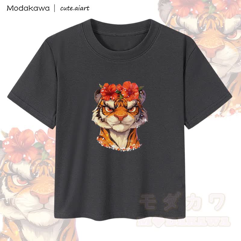 MODAKAWA X cute.aiart Damen-Crop-Top mit Blumen- und Tigermotiv, 92 % gekämmte Baumwolle - Schwarz - XL - image 2