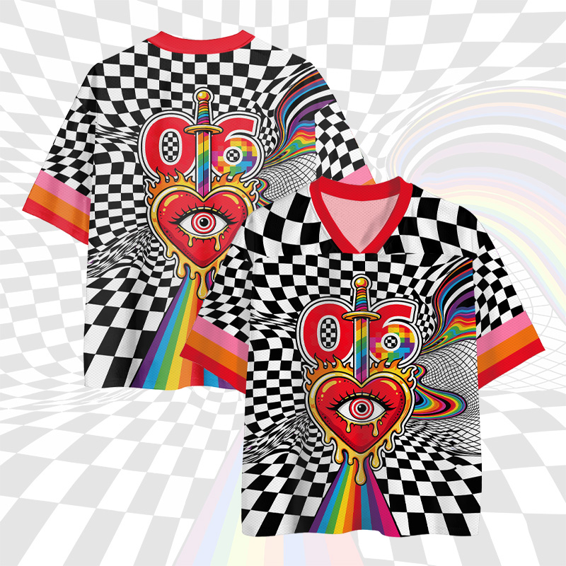 Regenbogen-T-Shirt aus Mesh-Jersey mit Schachbrettmuster und Zahlenmotiv des Heiligen Herzens - Black & White - 4XL - image 1