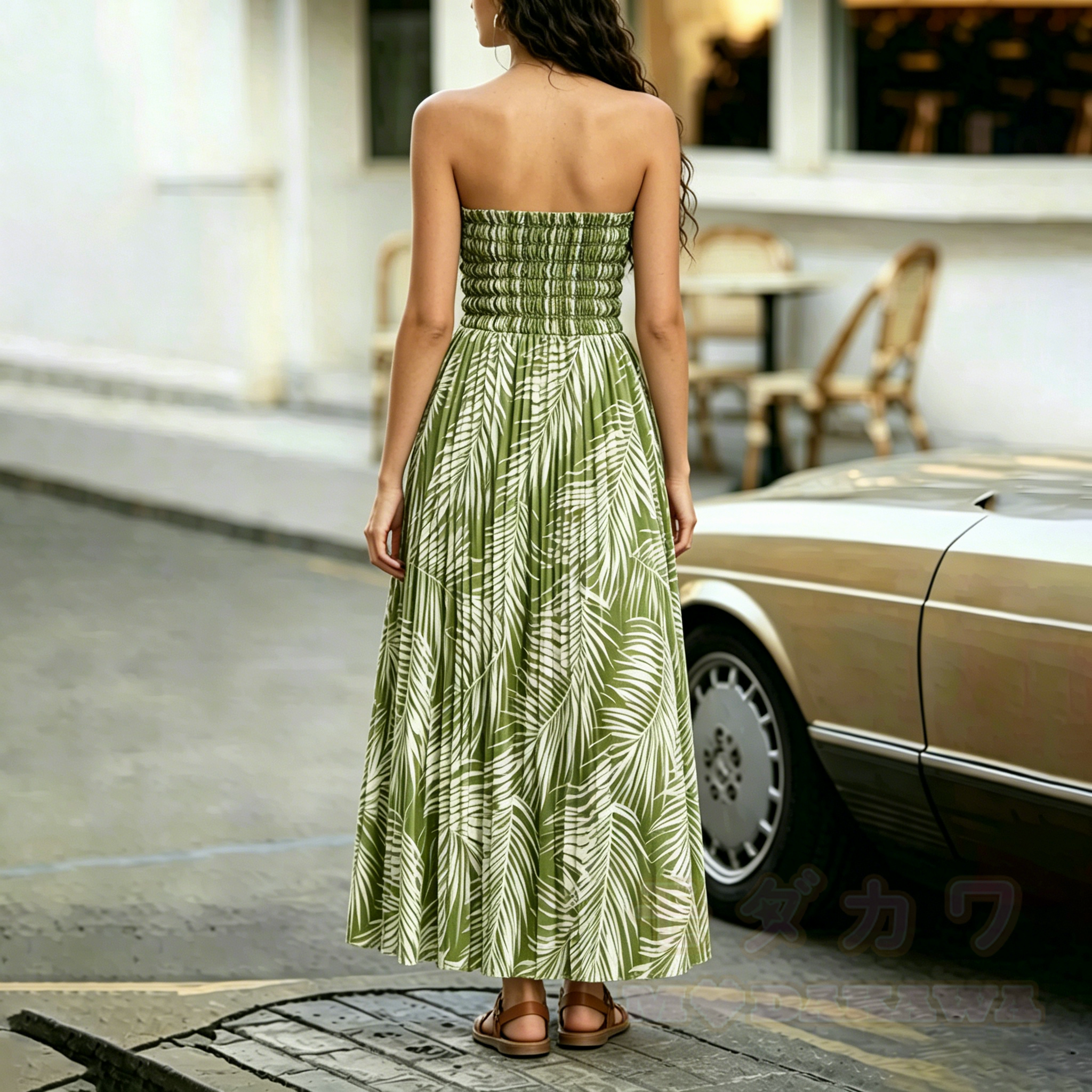 2-in-1-Maxikleid mit tropischem Blättermuster, gerafft und trägerlos - image 4