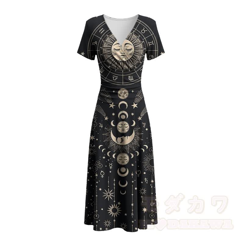 Modakawa Maxikleid mit himmlischem Sonnen- und Mond-Sternzeichen-Motiv und V-Ausschnitt - image 3