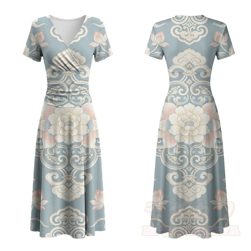 Elegantes orientalisches Maxikleid mit Lotus- und Wolkenmuster, Modakawa-Motiv und V-Ausschnitt - Blau - 4XL - image 2