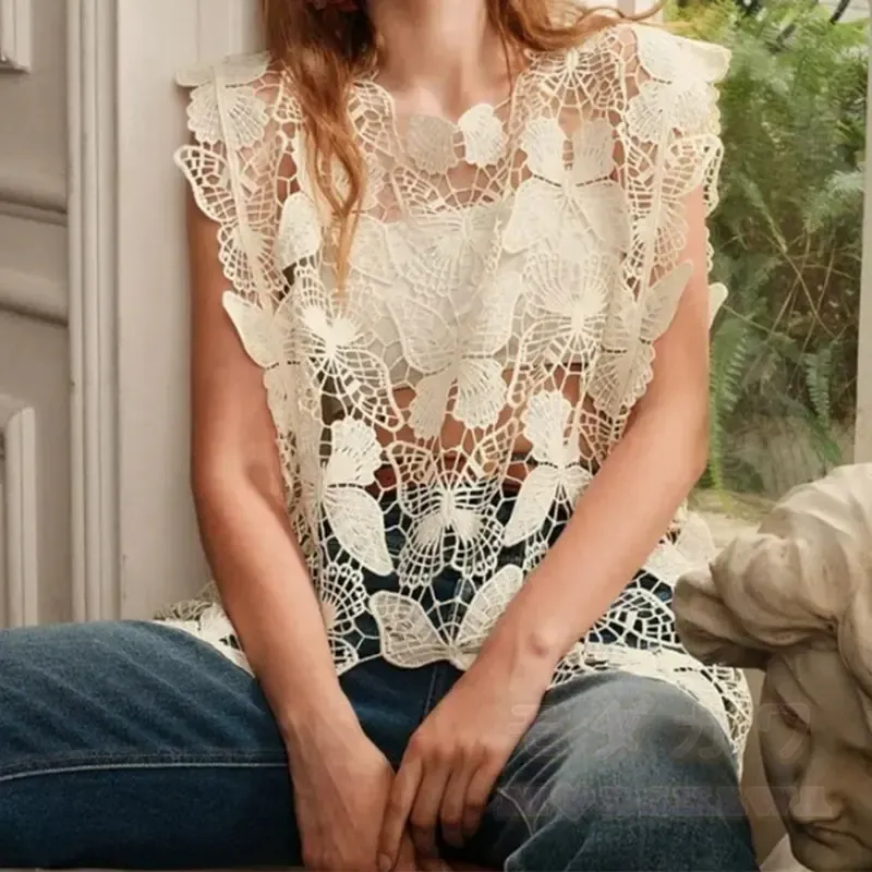 Transparente Strandjacke mit Schmetterlingsspitze - image 3