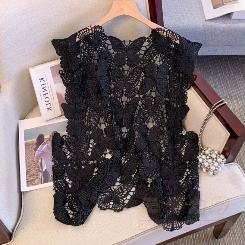 Transparente Strandjacke mit Schmetterlingsspitze - Schwarz - One Size - image 8