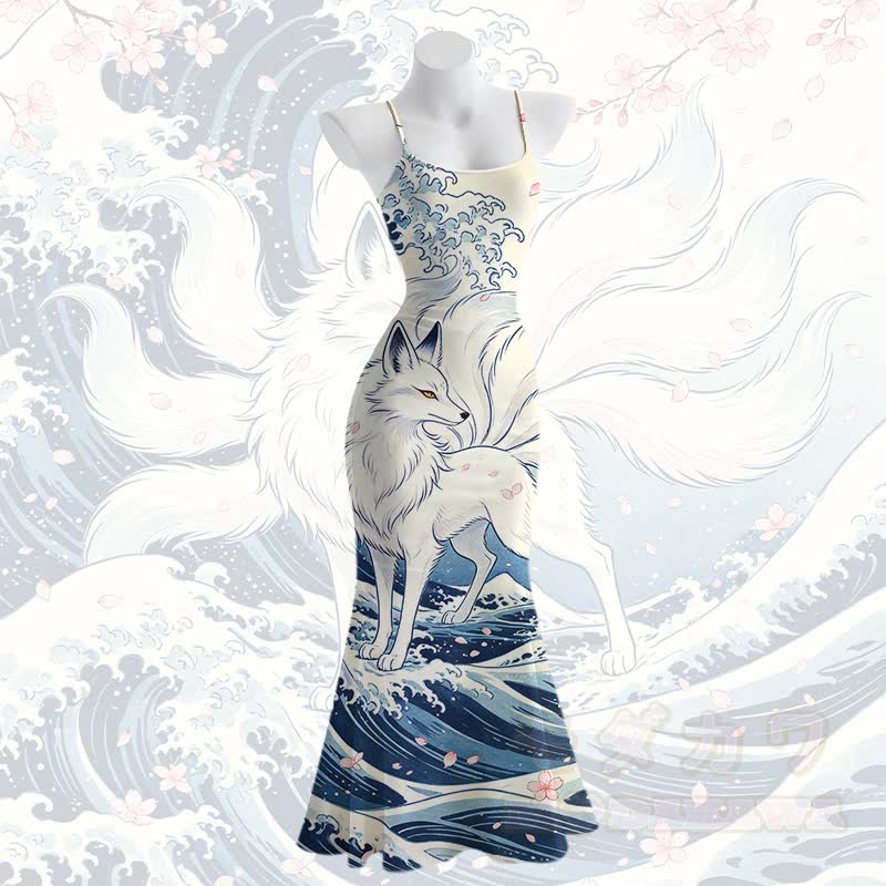 Modakawa Maxikleid mit neunschwänzigem Fuchs-Motiv und Spaghettiträgern im Meerjungfrauen-Stil - Blau & Weiß - 5XL - image 2