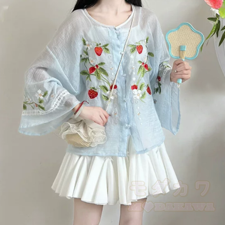 Hanfu-Set mit Erdbeerstickerei: Zweiteiliges Set aus Oberteil und Rock - image 6
