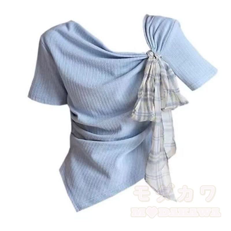 Zweiteiliges Set aus unregelmäßigem Oberteil, Spitzenhose und weitem Bein aus Denim - image 2