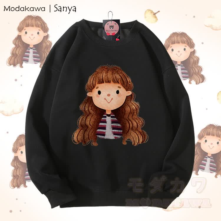 MODAKAWA X Sanya Cartoon Girl Graphic Unisex Sweatshirt - Schwarz - 5XL - image 1