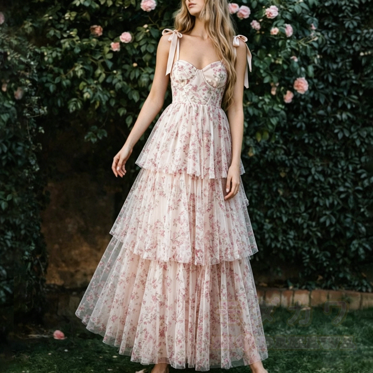 Rosa Maxikleid aus Tüll mit Blumenmuster, Stufen und Bindebändern - image 1