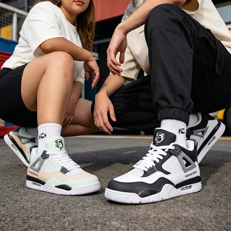 Modakawa Schnürschuhe mit Skunk-Grafik und Luftpolsterung - image 1