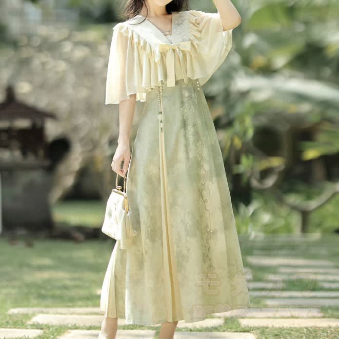 Vintage-Bluse mit bestickter Schleife und plissiertem Trägerkleid, zweiteiliges Set - image 2
