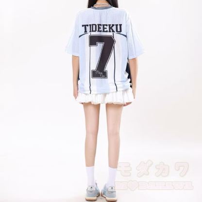 Vintage-T-Shirt aus gestreiftem Mesh-Jersey mit V-Ausschnitt, locker geschnitten und sportlich, kurzärmelig - image 2