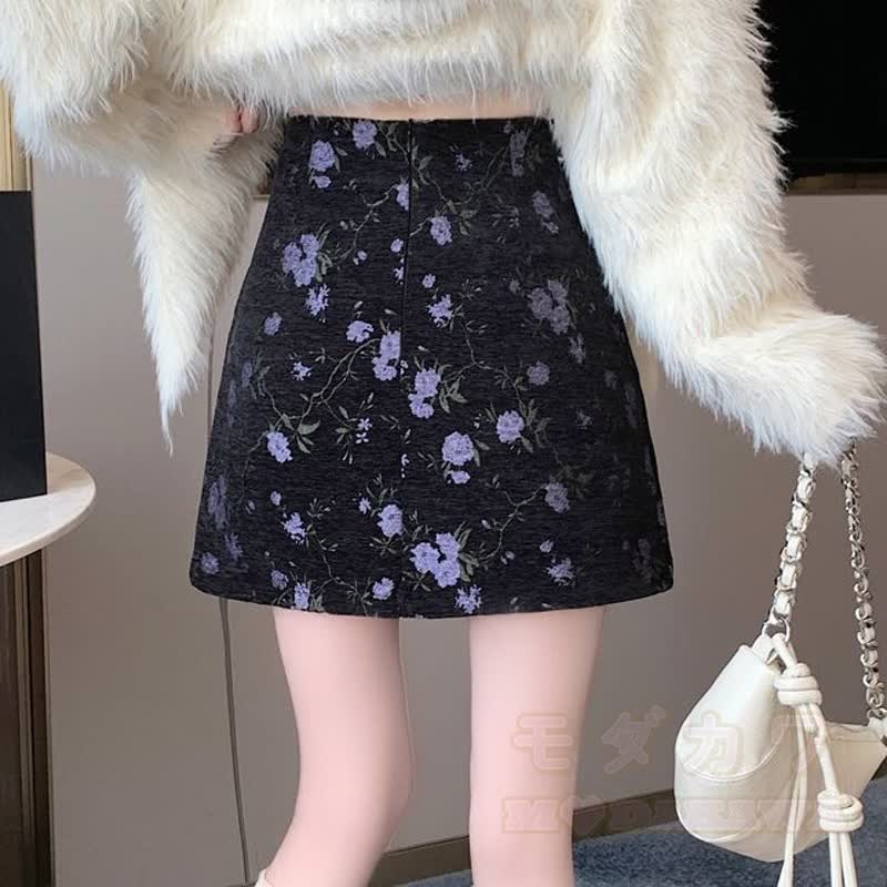 Zweiteiliges Set aus süßem Strickpullover und Rock mit Blumenmuster - image 4