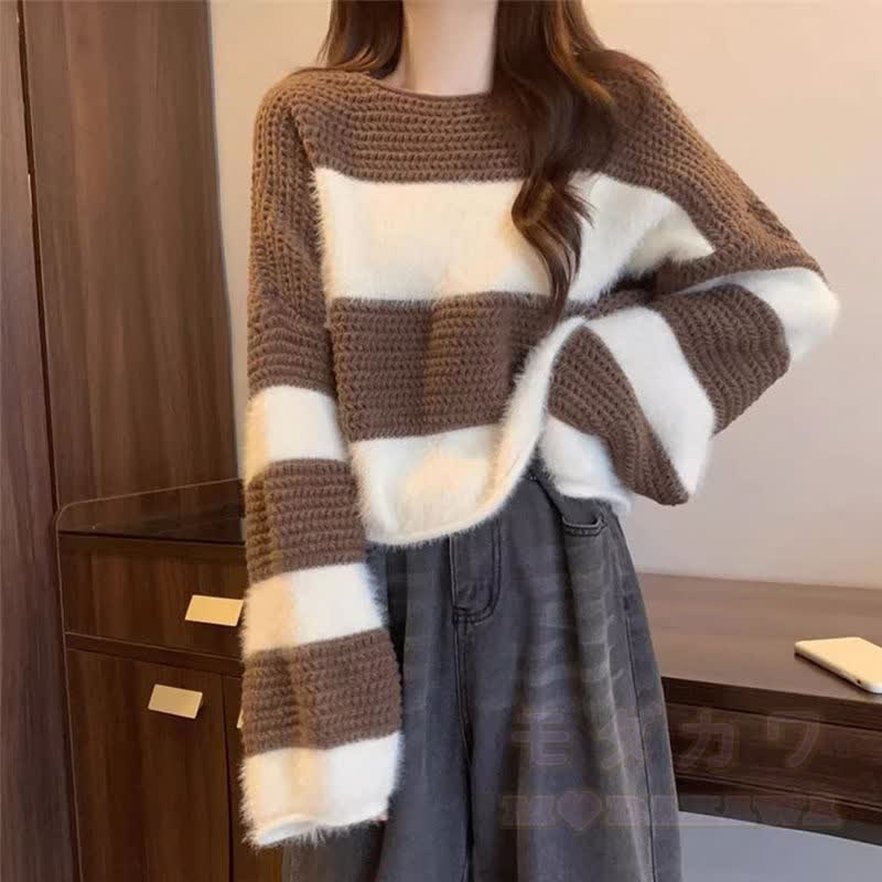 Zweiteiliges Set aus Farben abgesetztem, gestreiftem Strickpullover und Faltenrock - Spitze - 3XL - image 2