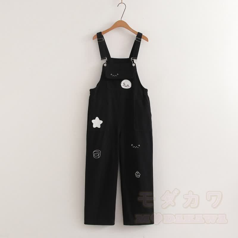 Zweiteiliges Set aus weißem Kurzarm-T-Shirt im College-Stil mit Print und weitem Bein sowie bedruckter Latzhose. - Schwarze Latzhose - XL - image 8