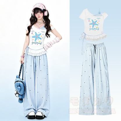 Zweiteiliges Set: Sternenmuster-Top mit schulterfreiem Spitzeneinsatz, gepunktete Hose mit weitem Bein und passendem Spitzentop mit Polka-Dot-Print, schulterfreiem Top und gepunkteter Hose mit weitem Bein - image 1