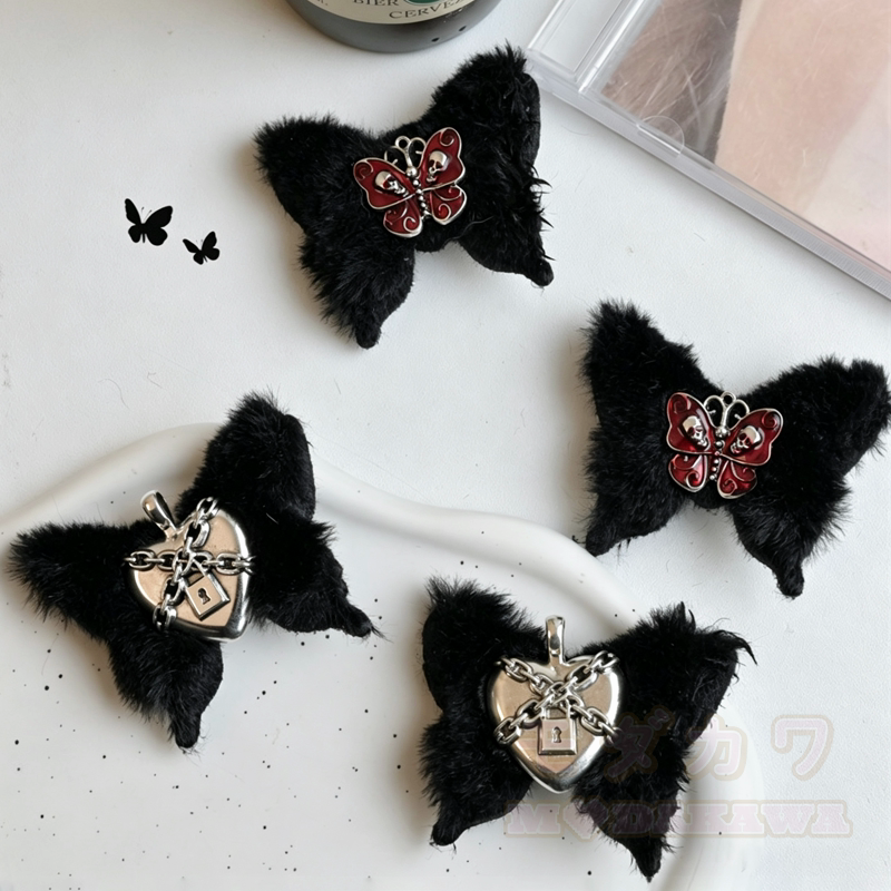 Gothic Plüsch-Schmetterlings-Haaraccessoires mit Herzschloss-Totenkopf-Dekor - image 1