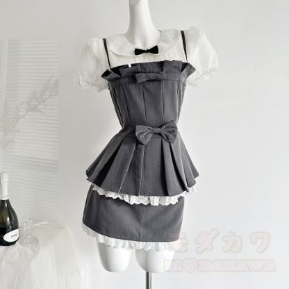 Zweiteiliges Set aus süßem Spitzen-Camisole mit Schleife und Faltenrock - Satz - L - image 3