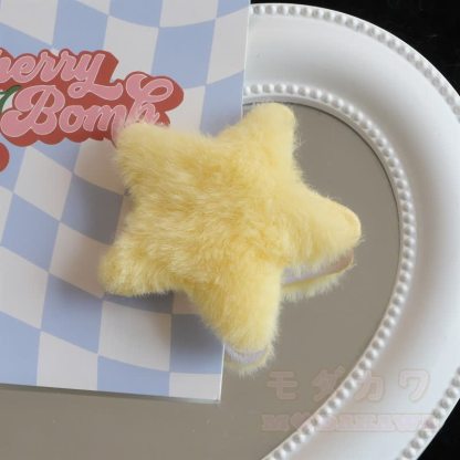 Kawaii Plüsch-Haaraccessoire in Form eines fünfzackigen Sterns - Gelb - image 3