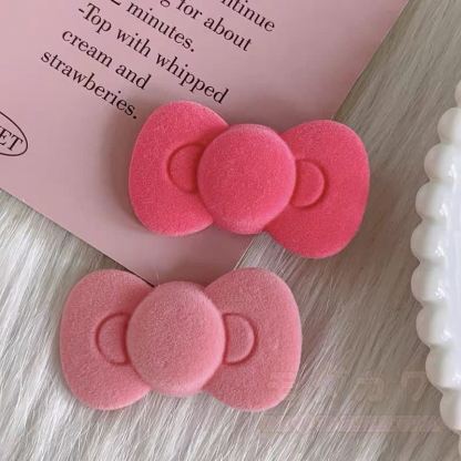 Kawaii Haarspange mit süßer Samtschleife - image 3