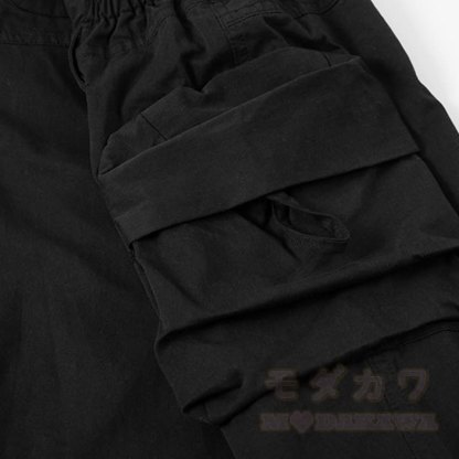 Hochwertige Latzhose mit niedlicher Katzenstickerei und Katzenanhänger - image 7