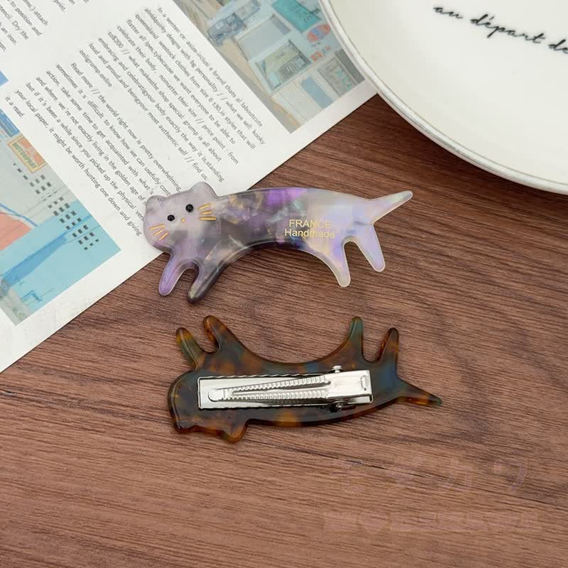 Haaraccessoire aus Acryl mit Kawaii-Katzenmotiv - image 2