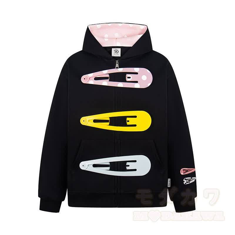 Hochwertiges, langlebiges Set aus Hoodie, Rock und Strasssteinen mit bunten Pins und Sternenmuster – zweiteilig - Schwarzer Hoodie - XL - image 3