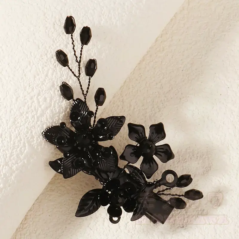 Gothic-Haarspangen mit schwarzem Blumenmuster und Entenschnabelform - image 4