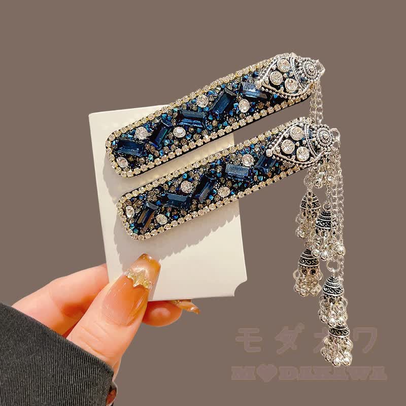 Elegante Haarspange mit Strass-Glockenquaste und Kette - image 3