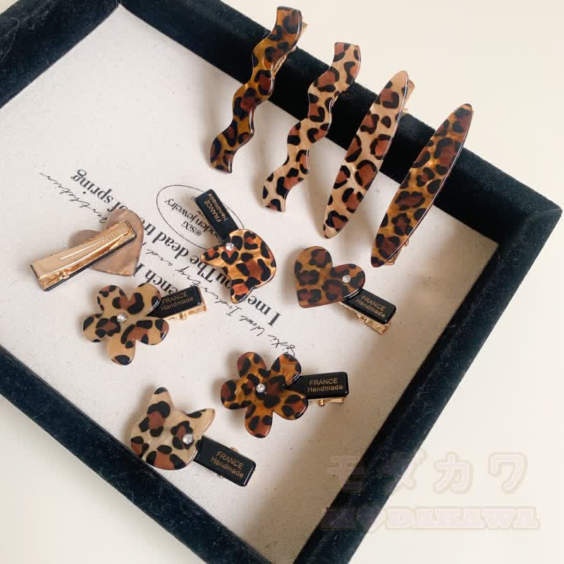 Vintage Haarspangen mit Leopardenmuster, Blumenherz und Wellenmuster - image 3