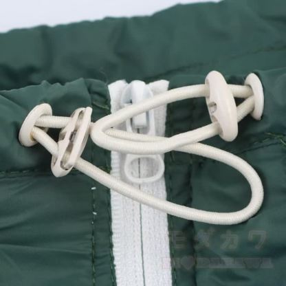 Zweiteiliges Set: Lässige, Farben abgesetzte Jacke mit Reißverschluss und Kordelzug, Hose mit weitem Bein und passende Hose mit weitem Bein - image 7