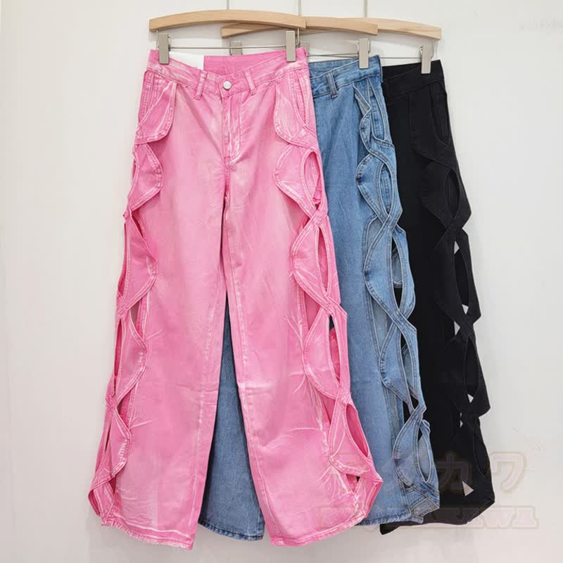 Jeans mit seitlichen Schnürausschnitten und geradem Bein - image 1