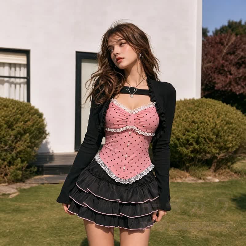 Dreiteiliges Set aus süßem Polka-Dot-Top, kurzem Cardigan und Rüschenrock im Y2K - image 2