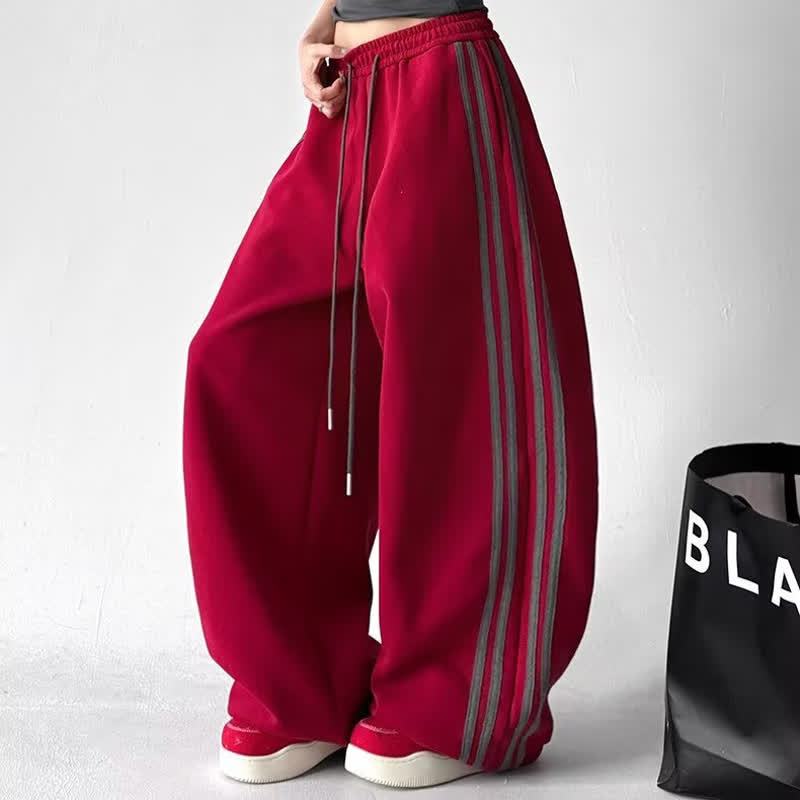 Zweiteiliges Set aus lässigem Tanktop und weit geschnittener Hose - image 4