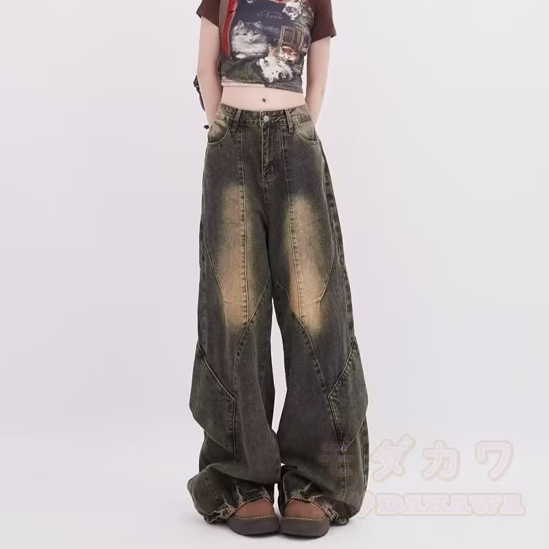 Zweiteiliges Set aus gestreiftem Vintage-Hemd und gewaschener, weit geschnittener Jeans. - image 6