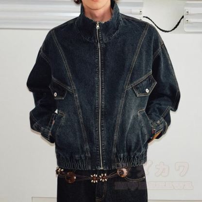 Vintage-Jeansjacke im Used-Look mit Stehkragen und Reißverschluss, dekonstruiert und aus gewaschenem Material - image 3