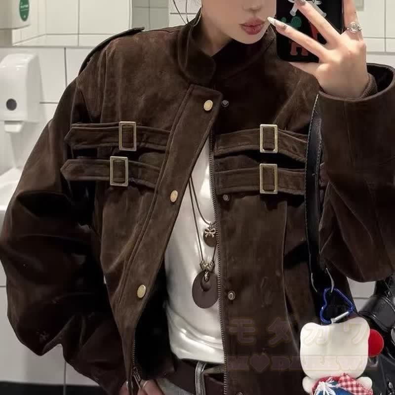 Vintage-Jacke mit Stehkragen aus Kunstwildleder und Schnallendekor, kurz geschnitten - image 2