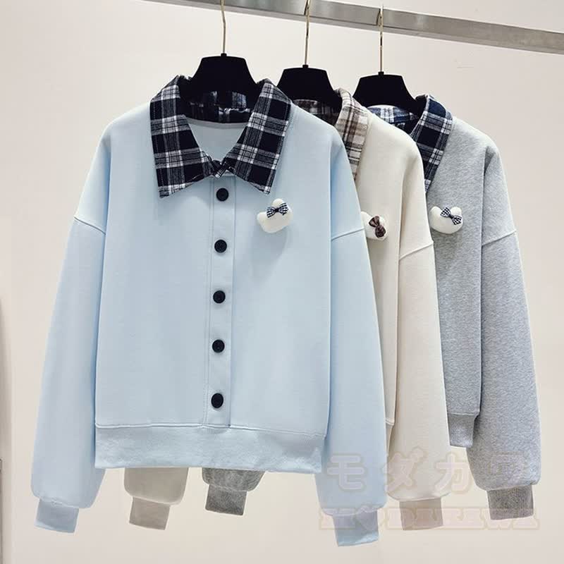 Zweiteiliges Set aus kariertem, kurzem Sweatshirt mit Patchwork-Ausschnitt und Jeans - image 4